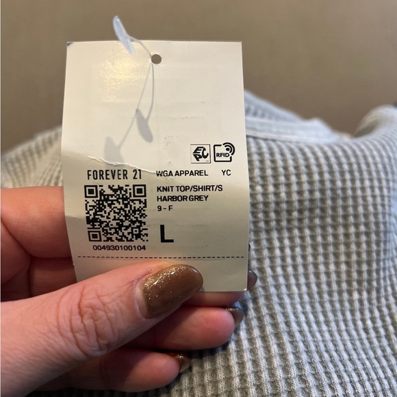 Forever 21 shirt - Picture 4 of 4